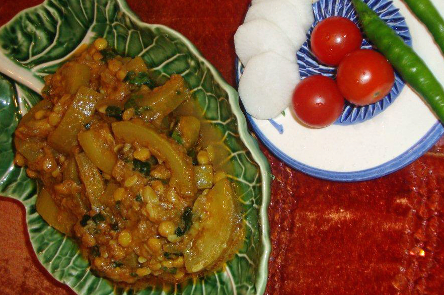 Dudhi and Lentil Curry is an Oman-style creation that is infused with an array of spices and cooked with dudhi, a vegetable also known as calabash or bottle gourd. Photo: Nazma Lakhani