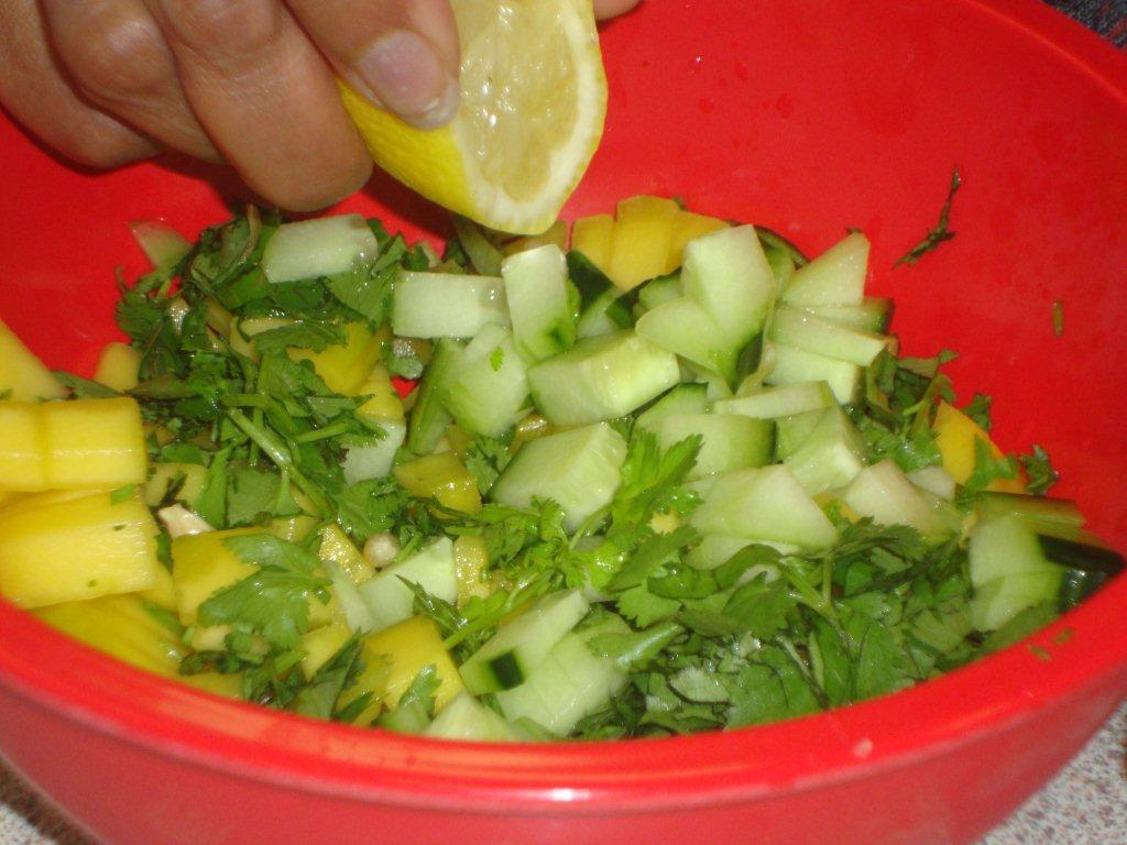 Avoid oily and creamy salad dressings – try fresh lemon juice and herbs instead. Photo: Nazma Lakhani