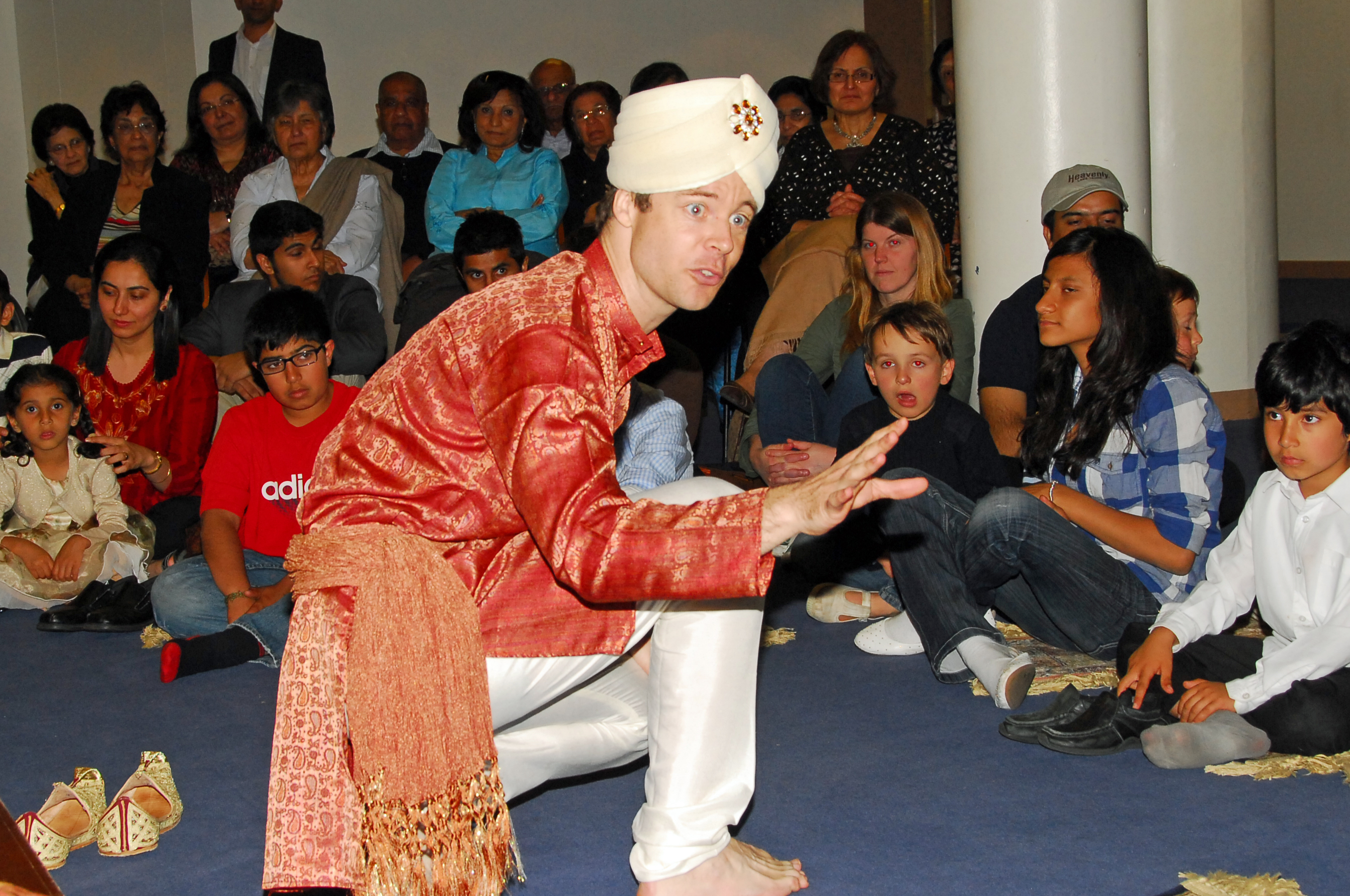 A lively and interactive debate takes place between the creatures of God, in a workshop titled “Stories from Muslim Lands – The Debate Between Animals and Humans,” based on the 10th century writings of the Ikhwan al-Safa. Photo: Courtesy of the Ismaili Council for the UK