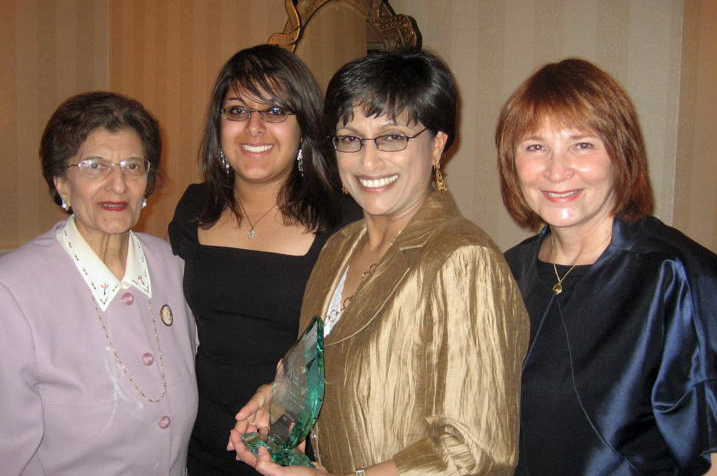 Sheherazade Hirji received the Hope Award from the North York Women's Shelter. The award recognises individuals who have demonstrated an outstanding commitment and record of contribution to improving the lives of women and girls. Photo: Courtesy of the North York Women's Shelter