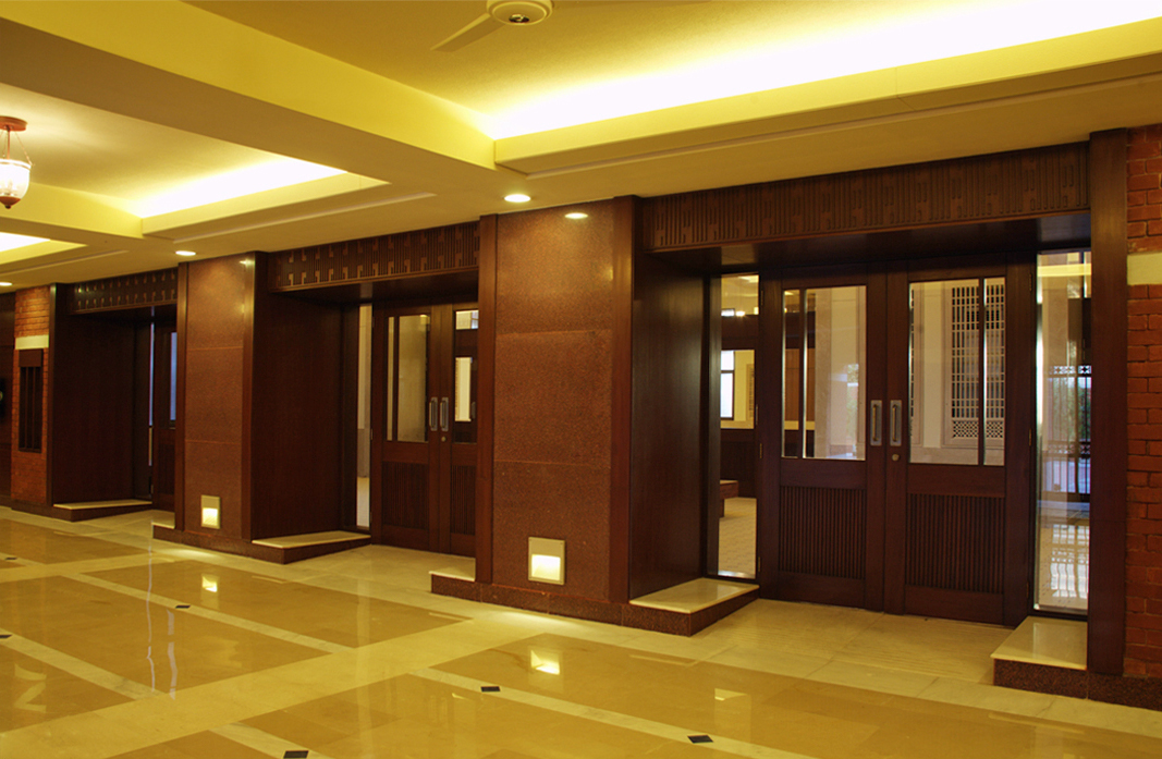 Entrance to the anteroom and prayer hall at the Ismaili Jamatkhana Lahore. Photo: Courtesy of the Ismaili Council for Pakistan