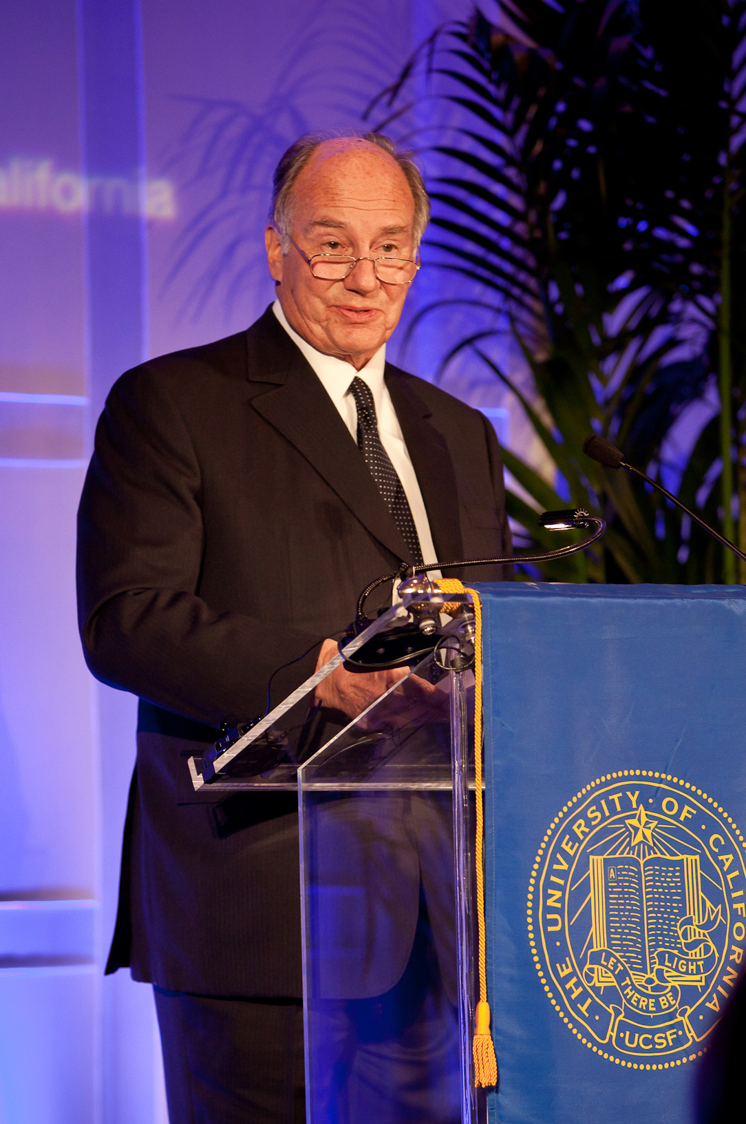 Mawlana Hazar Imam delivers acceptance remarks after being awarded the 2011 UCSF Medal at the University’s Founders Day Banquet. Photo: Farhez Rayani