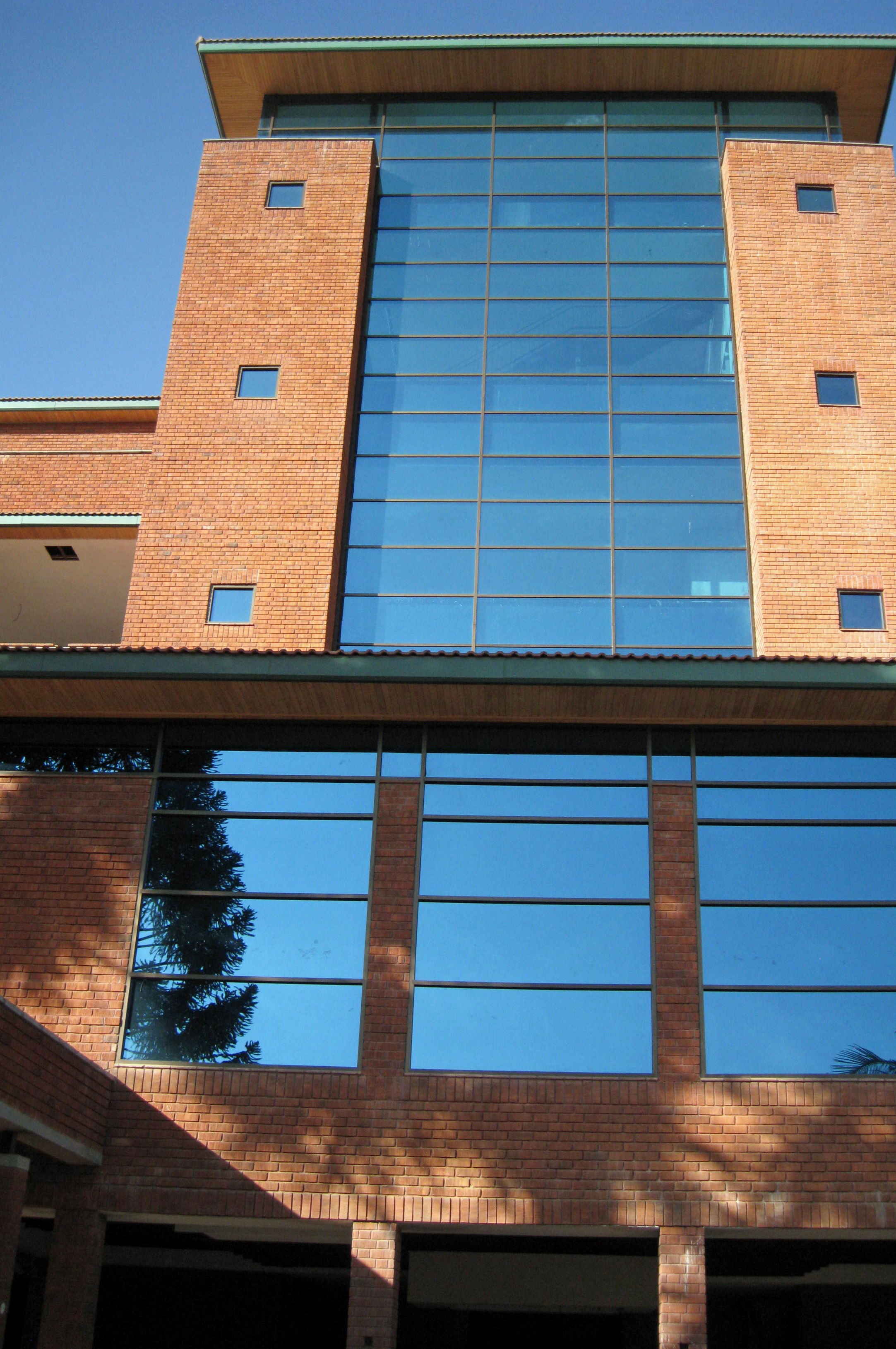 The completed Heart and Cancer Centre Tower at the Aga Khan University Hospital in Nairobi. Photo: Courtesy of PCM