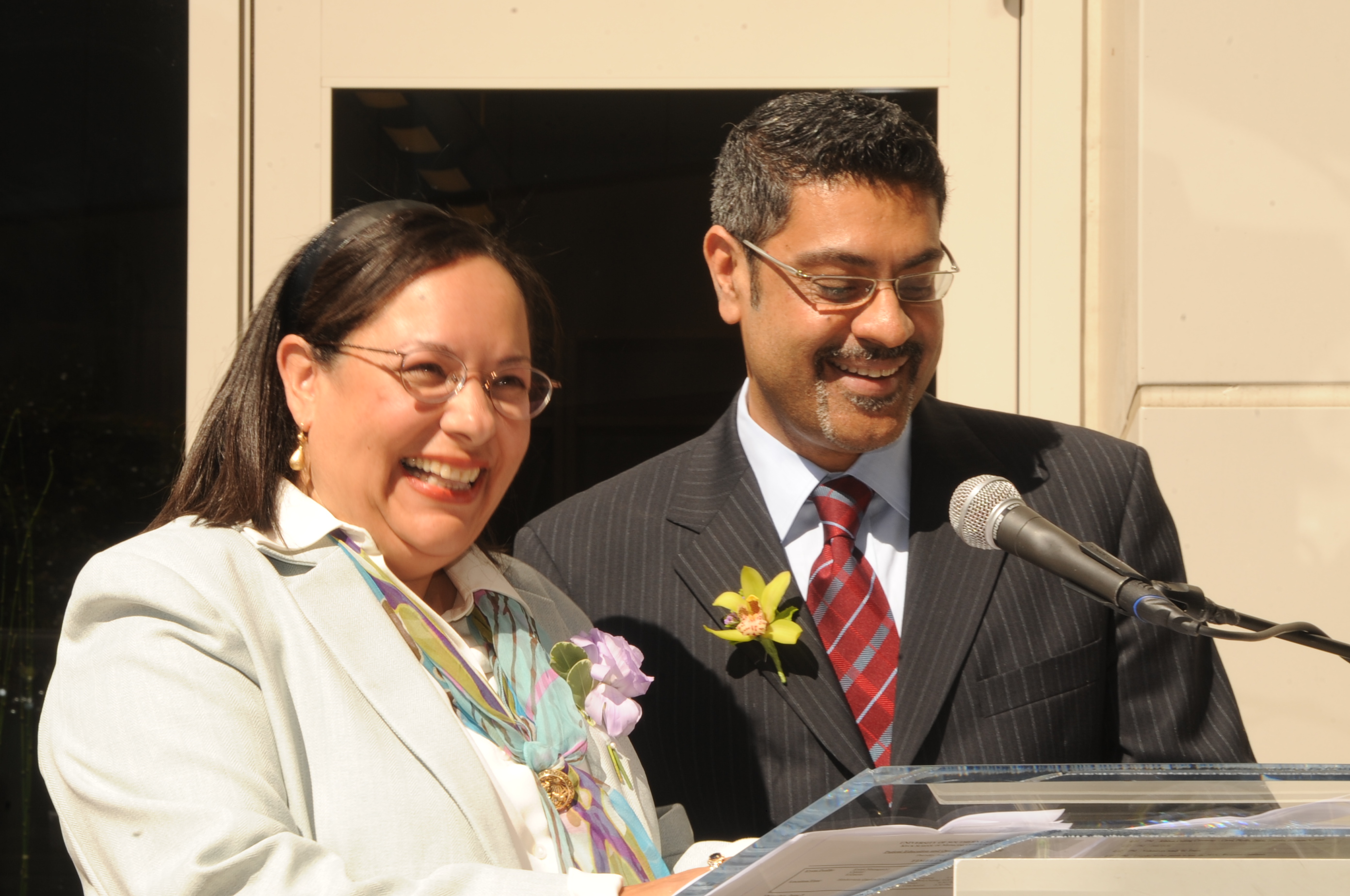 Zul Surani and Dr Lourdes Baezconde-Garbanati at the opening of the Jennifer Diamond Cancer Resource Library at USC Norris Comprehensive Cancer Center. Photo: John Nalick, USC Health Sciences Communications