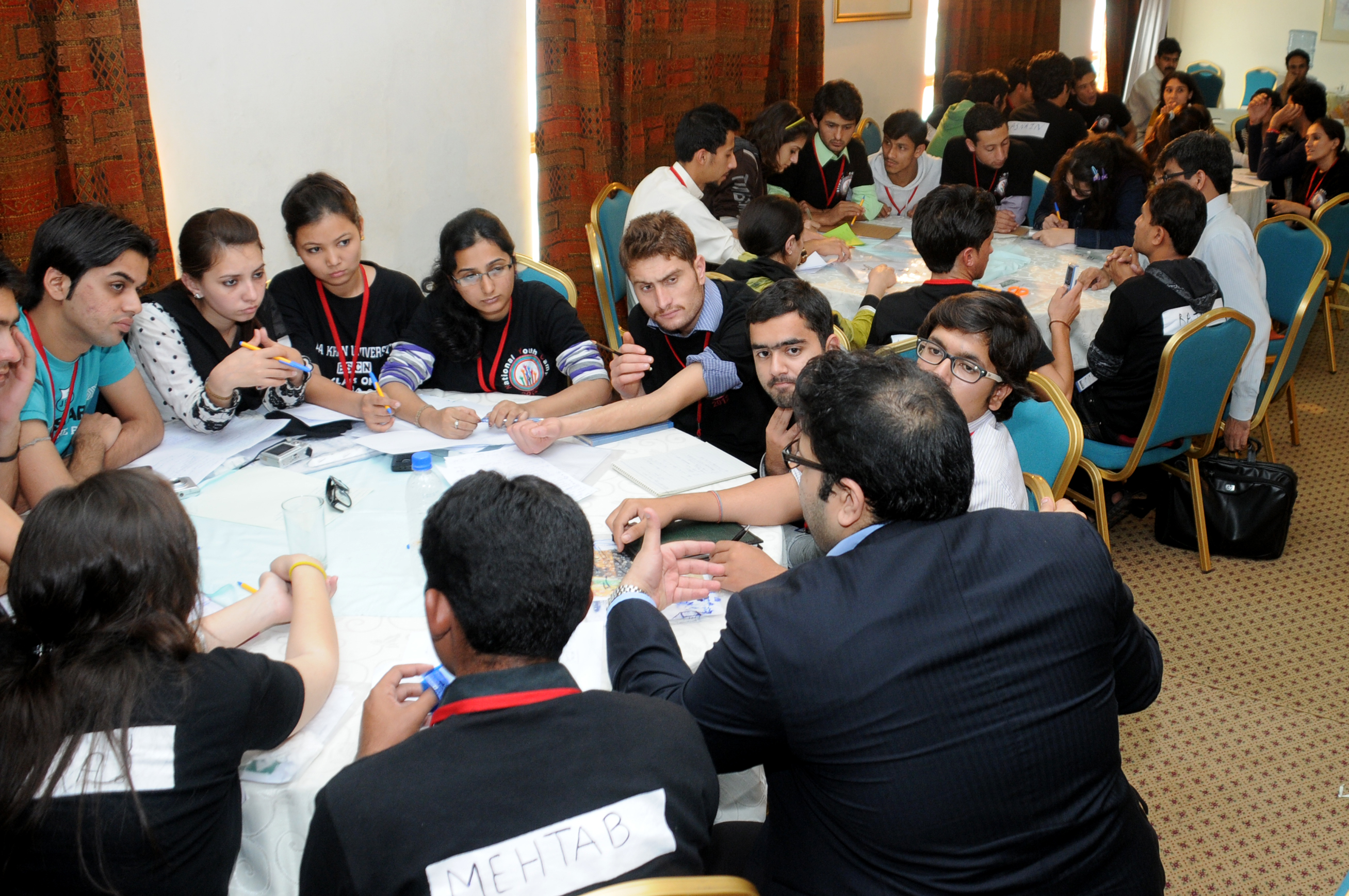 Group discussions included a roundtable forum in which the Jamati and AKDN institutional representatives spent time with the campers, explaining their institutional roles, impacts and challenges. Photo: The Ismaili Pakistan / Al Jalil