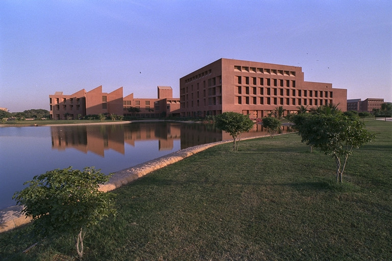 A sunset view of the Aga Khan University campus in Karachi. When it opened in 1980, the AKU School of Nursing was the first to be affiliated with a university. It has significantly raised the quality and standing of nursing in Pakistan, restoring dignity and honour to the women who serve in this profession. Photo: AKDN / Jean-Luc Ray