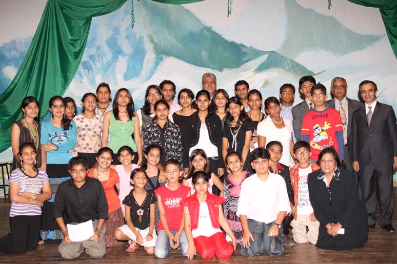 Award winners of the Ismaili Young Achievers Programme (IYAP) 2008. Photo: Zahir Rehemtulla.