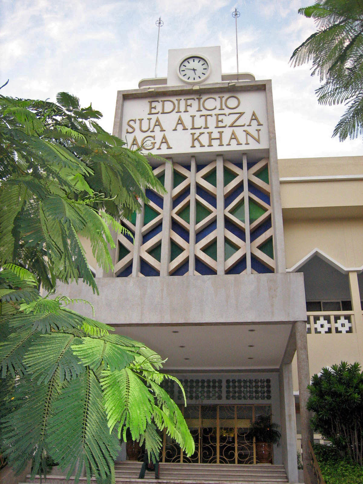 View of the main entrance to the Maputo Jamatkhana in Mozambique. Photo: Emran Virgi